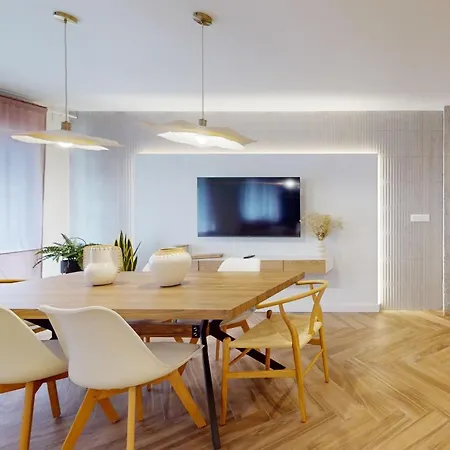 アパート Stylish In With Ac And Balcony *